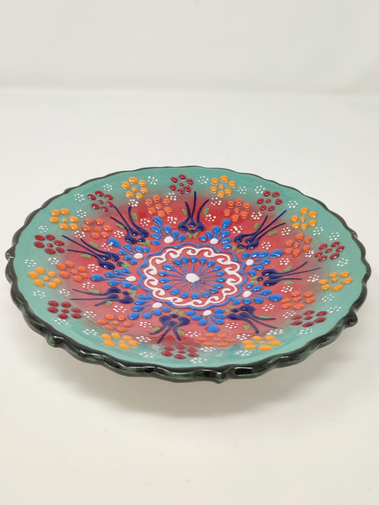 Hand Made Plate 18 cm 1053 