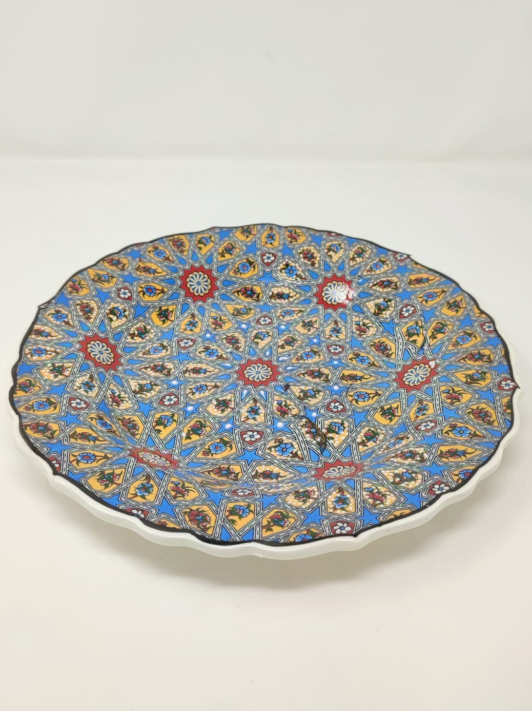 Hand Made Plate 25 cm 1054 