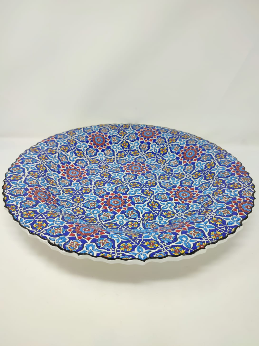 Hand Made Plate 40 cm 1070 