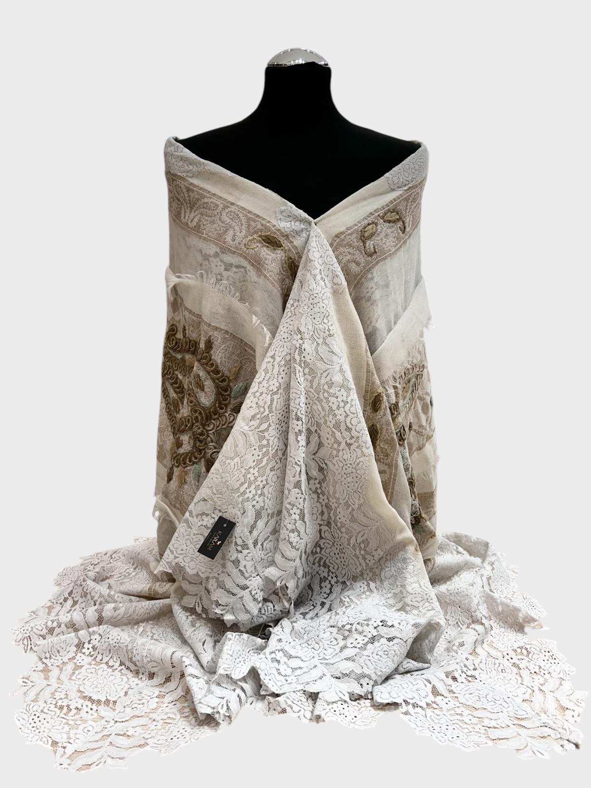 Double Layer Wool with Lace 2005