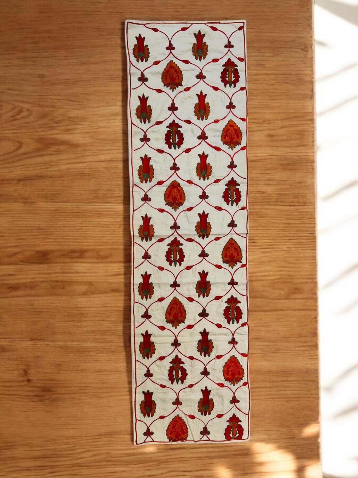 Table Runner Suzani 110x30 cm 4003