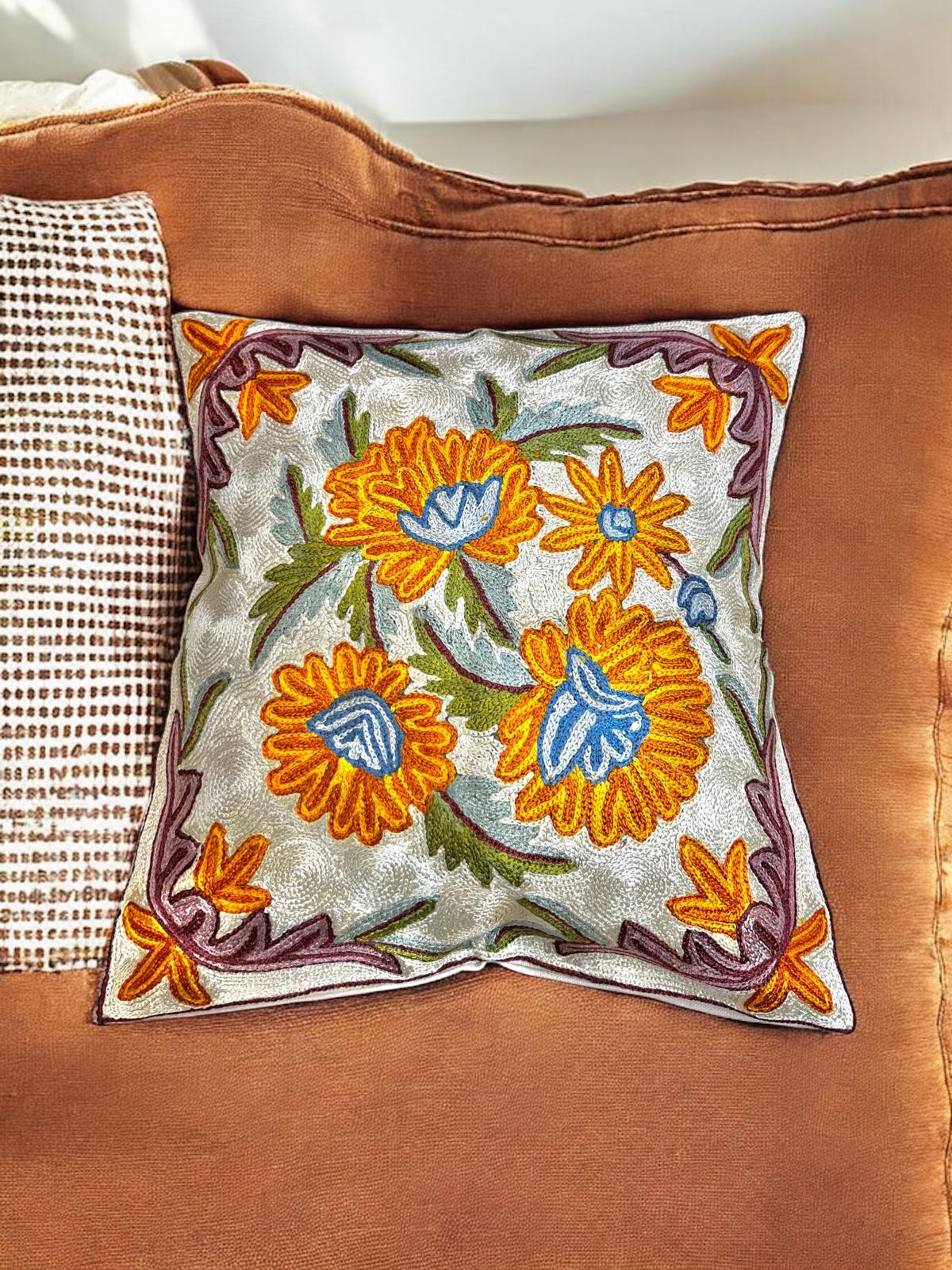 Full Embroidered Cushion 40x40 cm 4005