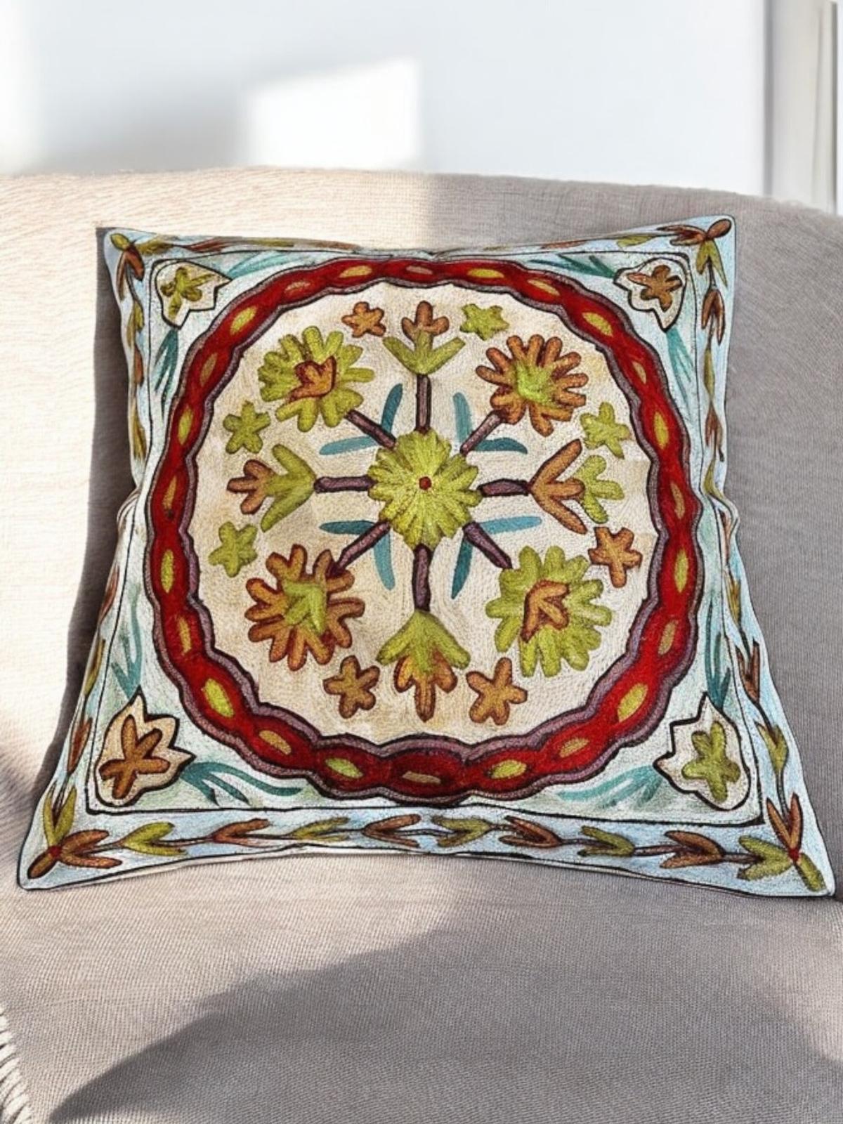 Full Embroidered Cushion 40x40 cm 4006